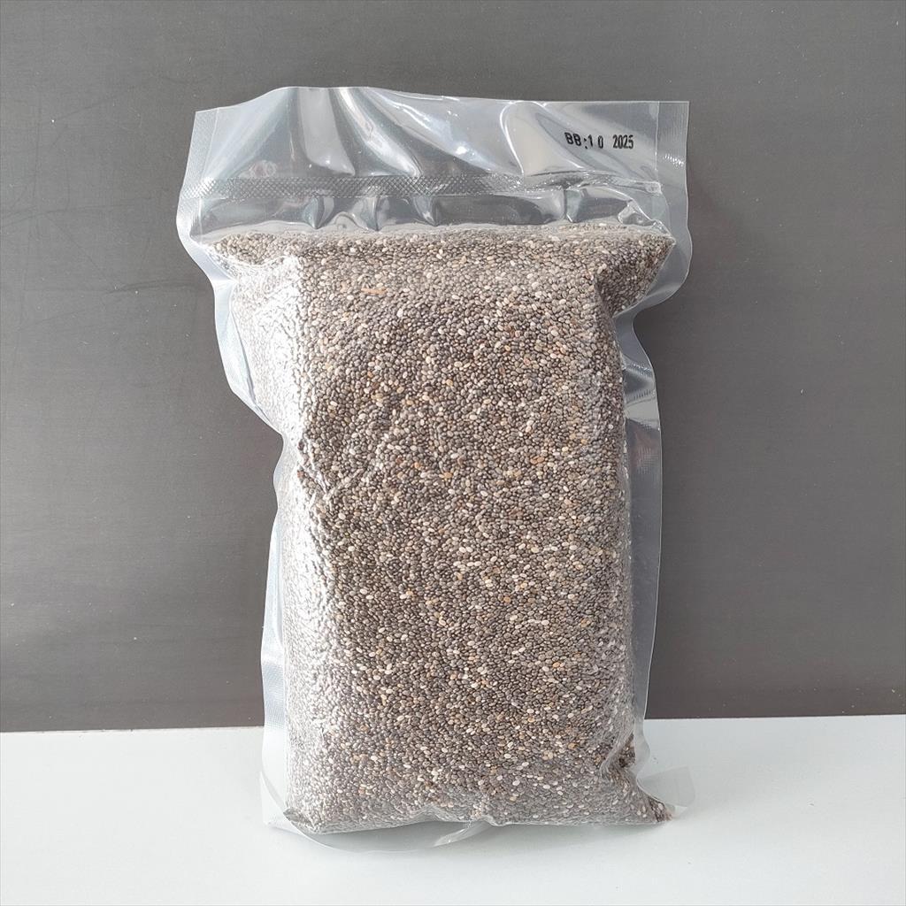 Natural Black Chia Seeds 200g