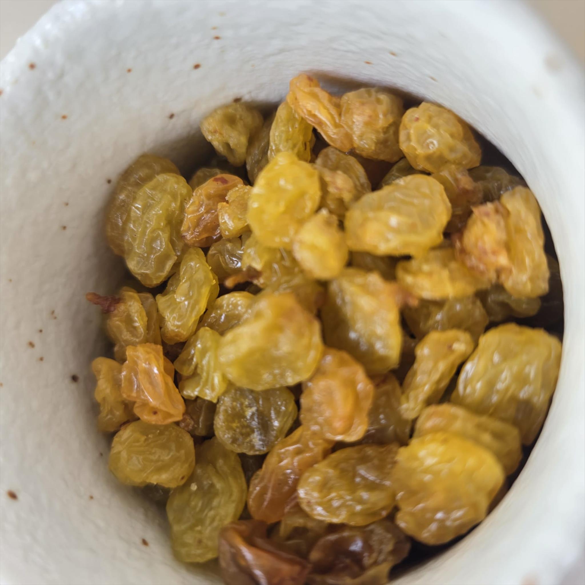 Goldenvale Golden Fancy Raisins USA / Kismis Kuning Premium Golden Raisins Import | Halal ( 1kg )
